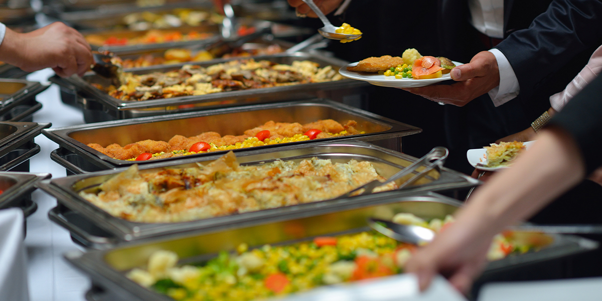 5 factors before you hire a good catering service provider